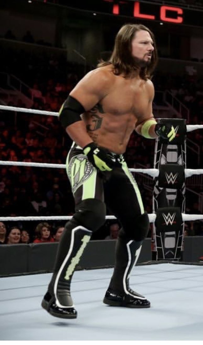 AJstylesgoatP1's tweet photo. Would love a round two of #AJstyles vs #danialbryan. At rumble why can’t we have it. Not a troll fan but them two are money. @WWEDanielBryan and @AJStylesOrg https://t.co/jzBWUKQKy4