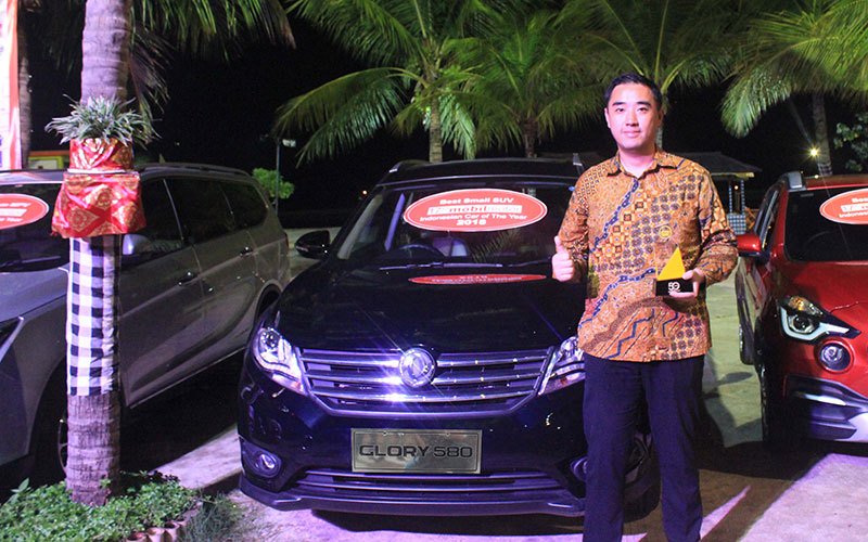DFSK Glory 580 Dianugerahi Best Small SUV Dari ICOTY 2018 bosmobil.com/dfsk-glory-580…