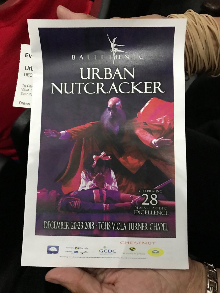 NeighborNoreen's tweet photo. Curtain going up on @ballethnic #UrbanNutcracker at @TricitiesFCS ! Lots of festive fun in store. Got tix? https://t.co/Sd69bR0aAA