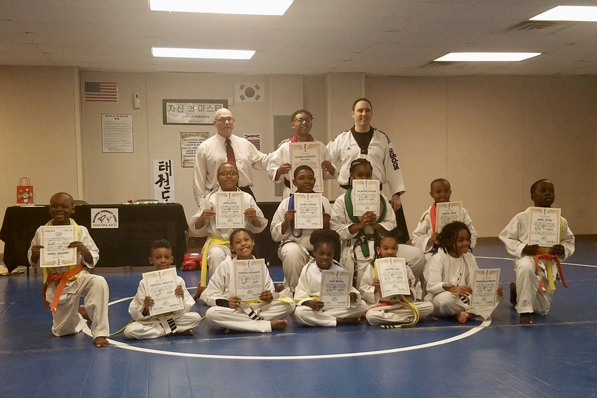 MrYoungMCS's tweet photo. @2KSchool where education and character meet in the middle! So very proud of these kiddos tonight! https://t.co/IMwaXqKcZ8