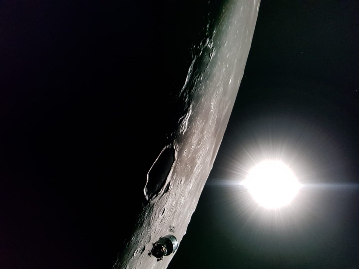 CuoreDigitale's tweet image. Il #21dicembre di 50 anni fa veniva lanciato l&apos;#Apollo8 sulla #Luna. Oggi la 4^ediz. del Premio #CuoreDigitale! I piccoli pazienti del @bambinogesu potranno vivere un entusiasmante viaggio nello Spazio 🌌 grazie alla #realtavirtuale! #Staytuned #3D #VirtualReality #DigitalHealth