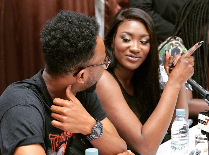 ElzoJamdong's tweet photo. On est prêtsss !!!! @AyaNakamuraa @jamdong 🤴🏽👸🏾🤴🏾 https://t.co/VyaS4yS1pV