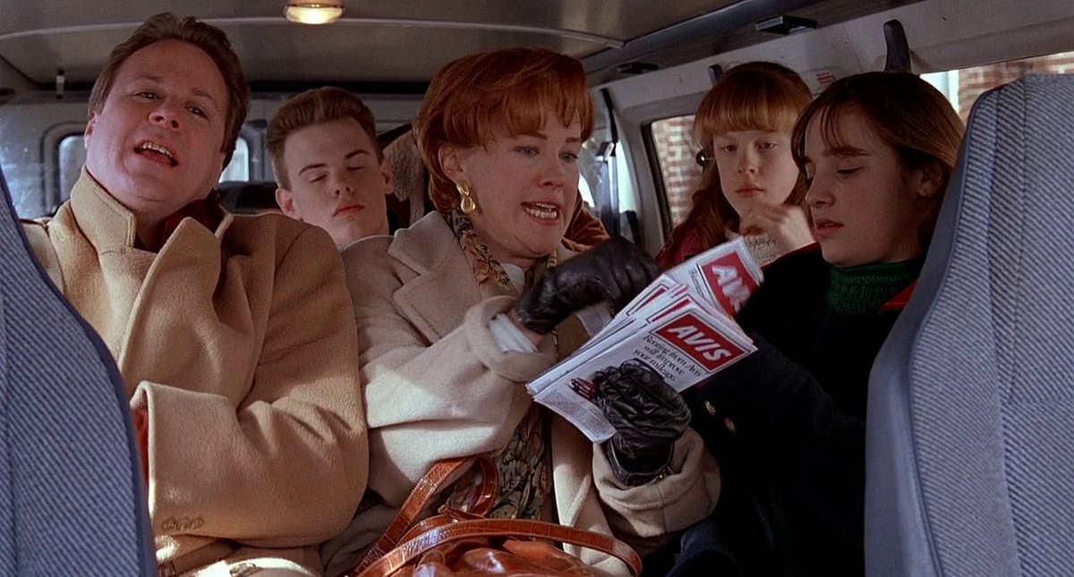 Кевин маккалистер в фильме один дома. Один дома в каком городе жила семья. Один дома 2 семья. Маколей калкин один дома. Один дома в каком городе жила семья.