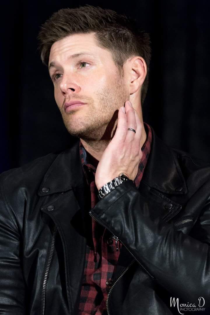 AccursedHero's tweet image. "Look how beautiful this man is."

@SamsStrictAlpha