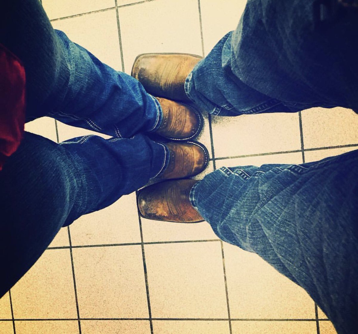 AbbysOne's tweet image. One of my favorite photos of my husband and I . We had not been dating very long here but my heart new he would always stand firm and strong . Always protect me . My heart new it had found the one ❤️