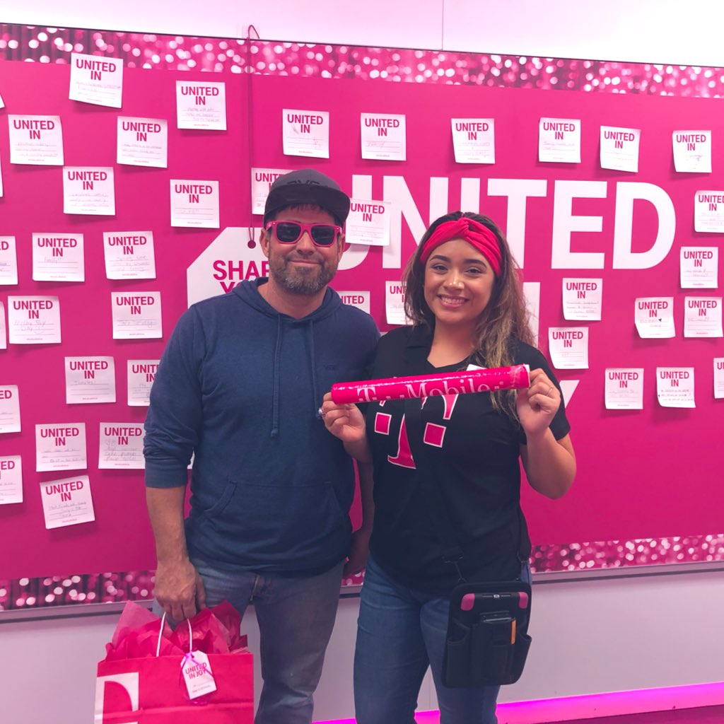 Daisy Maldonado (@daisyedub) on Twitter photo He came in here for a phone upgrade, walked out with 2, a new line, and a huge smile on his face. Thatβs the t-mobile way ππ₯³π₯° #CustomerObsessed #TMobile @EDUB_Kish <a href="/MGonzal186/">Mario Gonzalez</a> @LouieLara18 <a href="/EDUB_OSCAR/">O</a> <a href="/JohnLegere/">John Legere</a> He came in here for a phone upgrade, walked out with 2, a new line, and a huge smile on his face. Thatβs the t-mobile way ππ₯³π₯° #CustomerObsessed #TMobile @EDUB_Kish <a href="/MGonzal186/">Mario Gonzalez</a> @LouieLara18 <a href="/EDUB_OSCAR/">O</a> <a href="/JohnLegere/">John Legere</a>