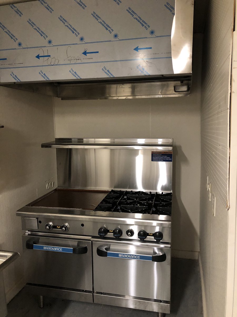 zavalasbarbecue's tweet image. Got the range now all we gotta do is figure out that damn krabby patty recipe! Can't wait to open, were gonna have the shakes that will make you quake, the fries that cross your eyes and the brisket that will make you wanna risk it. 

#almostthattime #gotmorerangethanarover