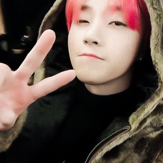 pinkyyy_222's tweet photo. #iKON #jinhwan #JINHWAN #진환 #김진환 #ジナン #JAY 

☝✌😚😚😚 https://t.co/VuqZnws0kK