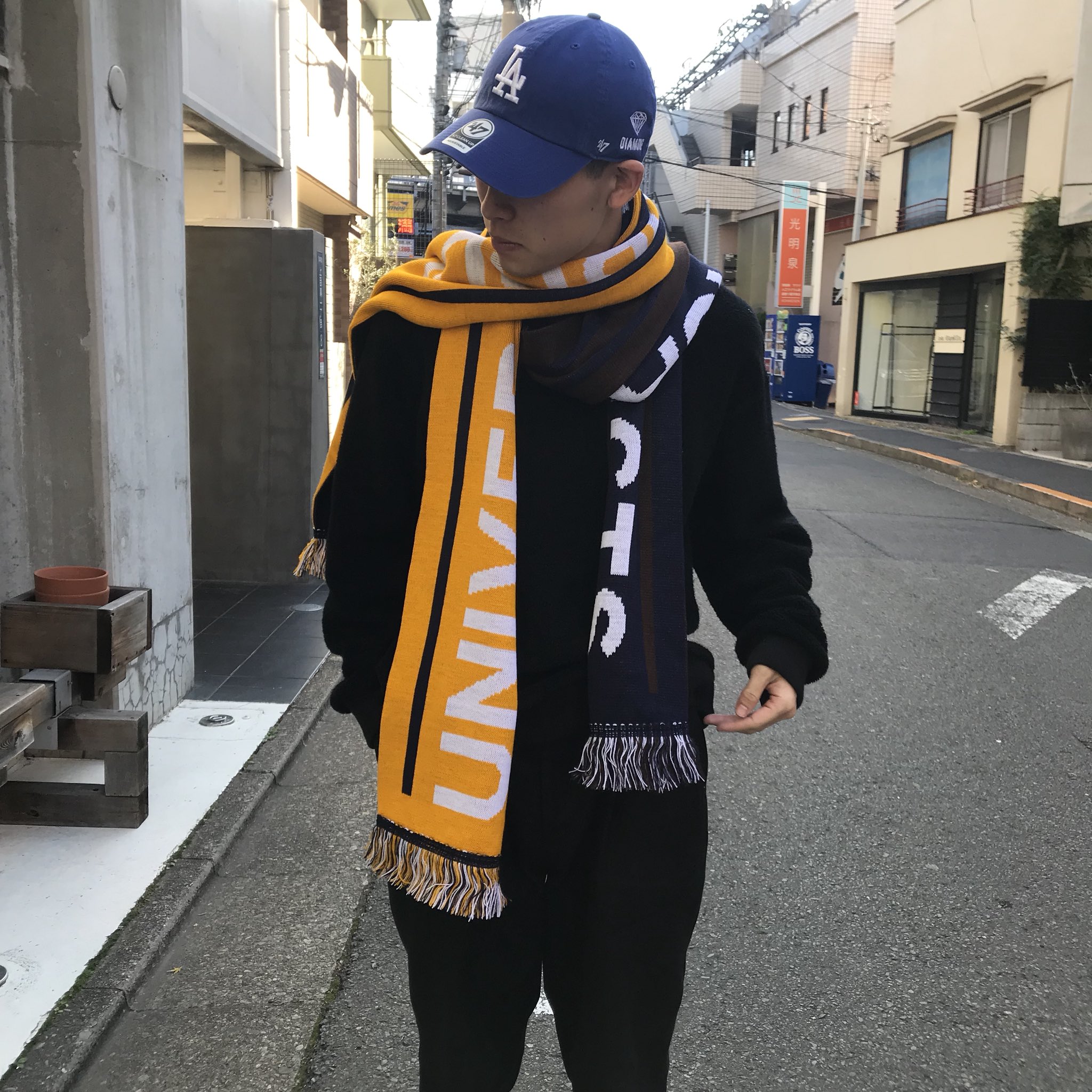 Twitter 上的 1ldk Universal Productsのフーリガンマフラーは 今時期に最適なアイテム 本場イングランドで制作を依頼し しっかりと雰囲気を抑えたスペシャルなマフラーに仕上がっています 5 500 Tax T Co Ye0br2hgpg Twitter