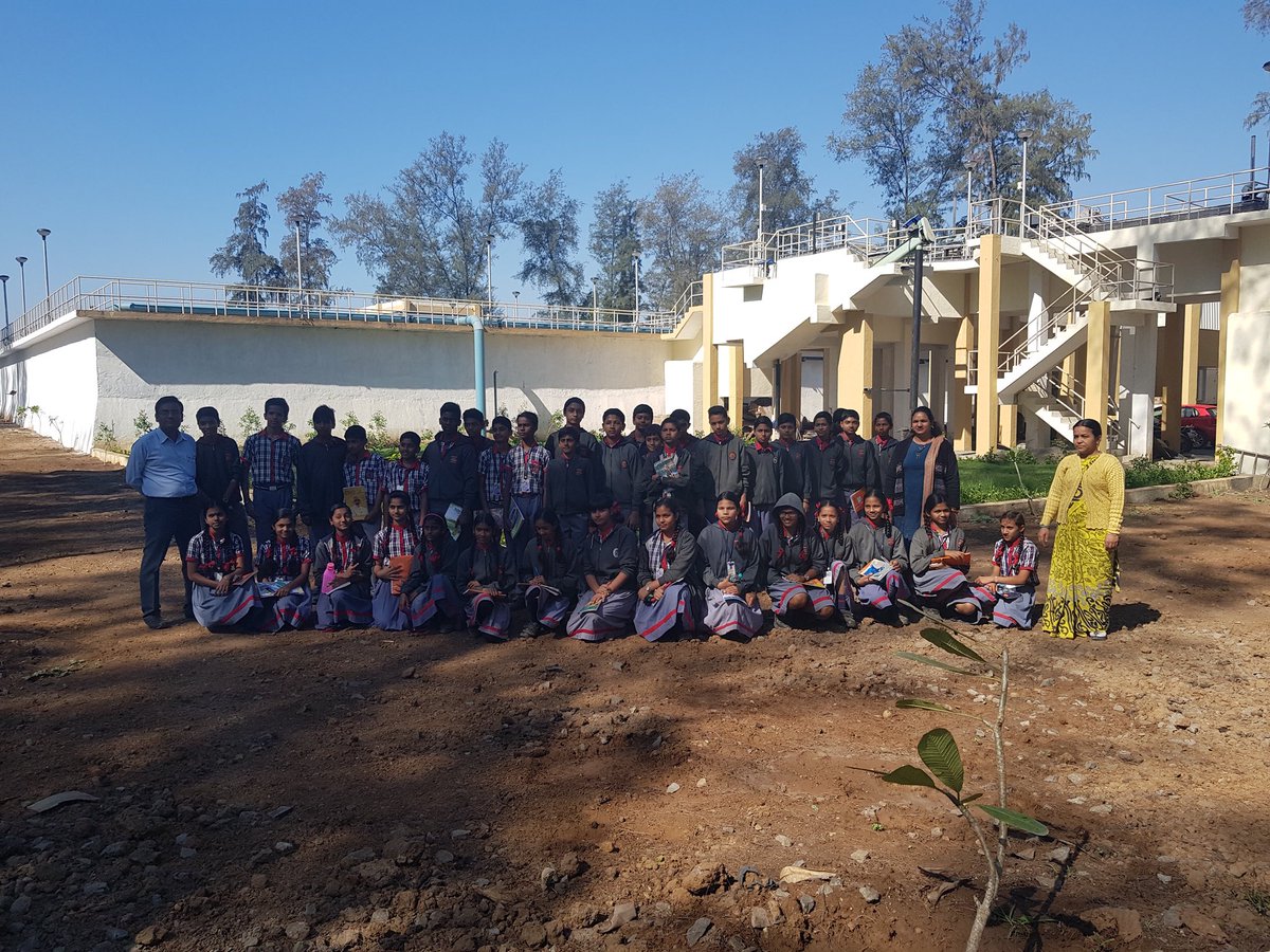 naukarshah's tweet photo. As we start our STP operation for Silvassa, we are inviting students from various schools to come and learn about its operation. Didn’t know it was a part of their environment science syllabus. A good way to learn no? :) #SilvassaIsUpgrading #BasicUrbanInfra https://t.co/p9ErCMG19c