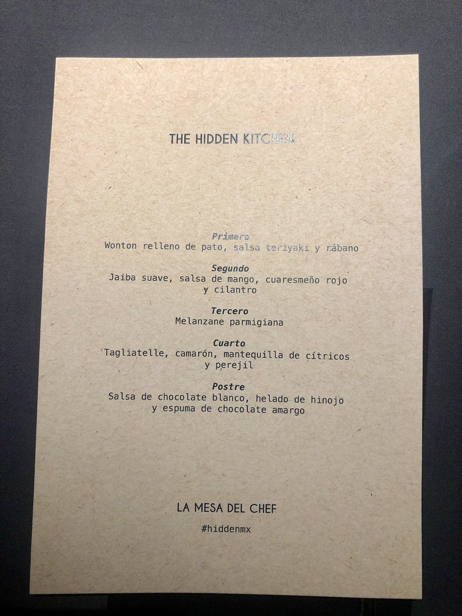 RulCardos's tweet image. En la cena con los profes de @LaAcademiaMX celebrando juntos un gran año. 
#HiddenKitchen