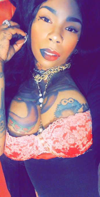 Hey 👋🏽 https://t.co/55p1kXsbqC<a href="/tag/paperrouteempire"class="tags"><span>#paperrouteempire</span></a>