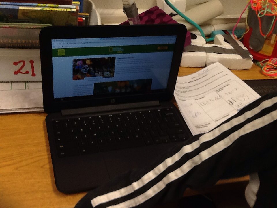 ReneeLWhite5's tweet image. Ss continued some great research on their chosen holiday, traditions, &amp;amp; symbols @EpicKidsBooks &amp;amp; #kiddle &amp;amp; put some final touches on plans for their persuasive commercial to sell their holiday themed toy that pushes/pulls. #lpeswake #integratedcurriculum