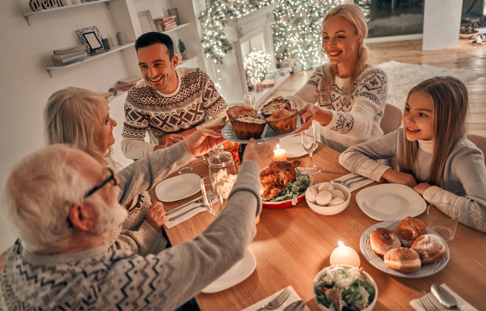 chestnutpl's tweet photo. Does your family have any holiday traditions? Matching pajamas or opening a gift on Christmas Eve? We want to know! 🎁🎄 https://t.co/tt4Ip6UinM