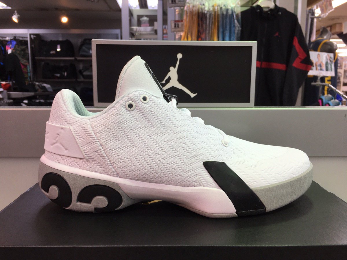 gallery2basket's tweet photo. 【新商品入荷】JORDAN ULTRA FLY 3 LOW(AO6224-600,100)
#gallery2 #ギャラリー2 #ギャラ2 #バスケットボール #バスケ #basketball #michaeljordan #jordan #マイケルジョーダン #バッシュ #jordanultrafly #jordanultrafly3 #nba #nike #jordanbasketball #jordanbrand
https://t.co/e0tI9oFGqr https://t.co/4VDcpYeQu2
