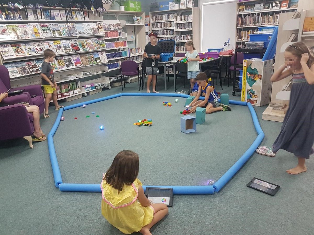 GilLibrary's tweet image. Great turn out for our last Code Club session of the year. The children had  free time to enjoy all the technology they have learned to use this year, choosing from coding with Scratch, micro:bits or Spheros. #getkidscoding