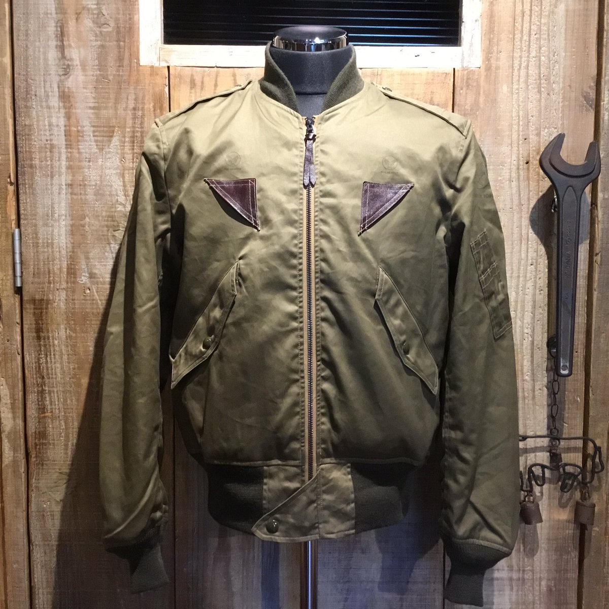 porkys_jeans's tweet photo. 入荷情報！
Buzz Rickson’s「L-2 Test Sample」¥45000+TAX

#入荷情報
#buzzricksons #バズリクソンズ 
#l2
#testsample #テストサンプル https://t.co/bIQCOIPxJ2