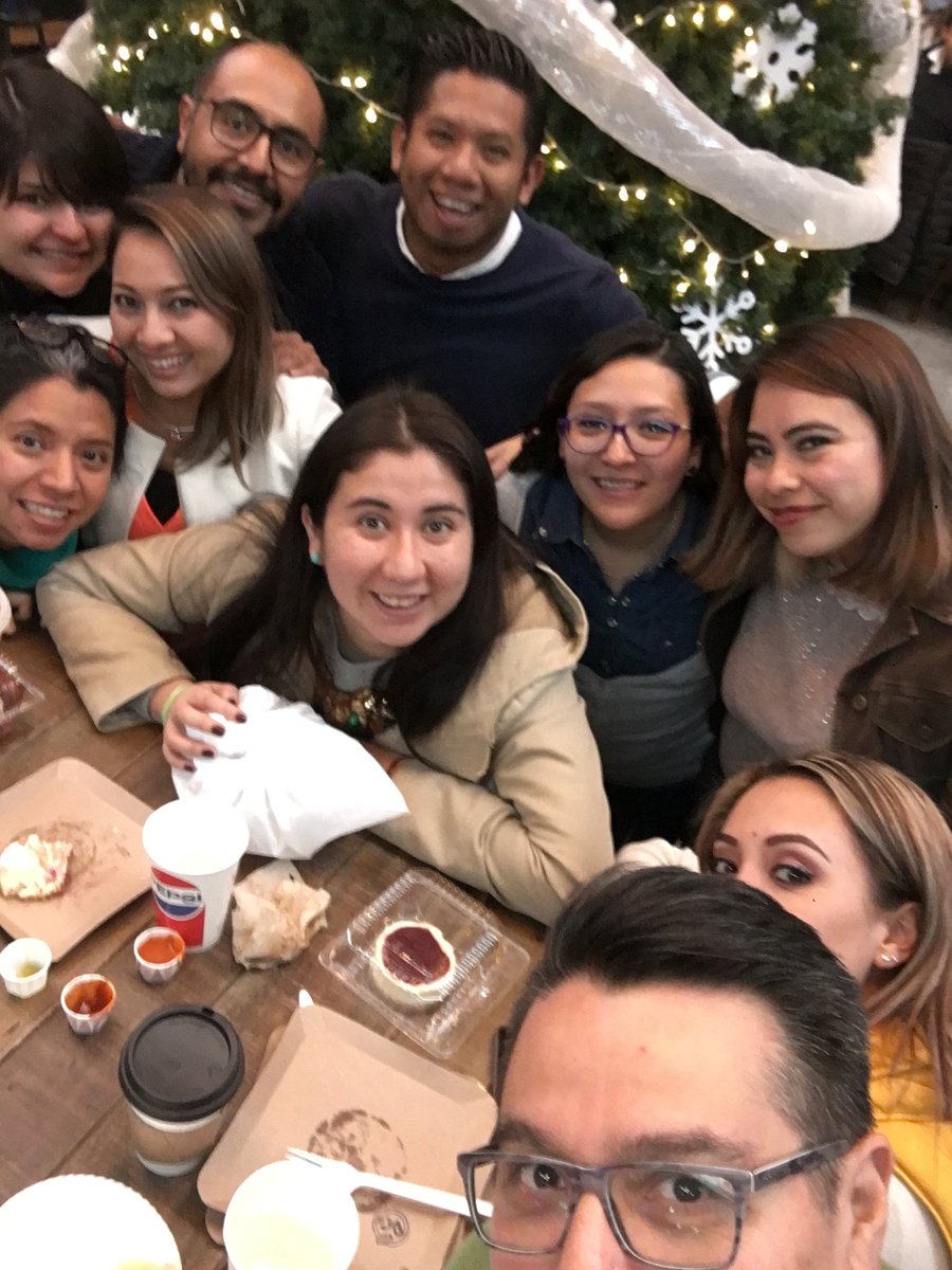 saldafa's tweet photo. Almost a team ... https://t.co/eu6TErYgfy