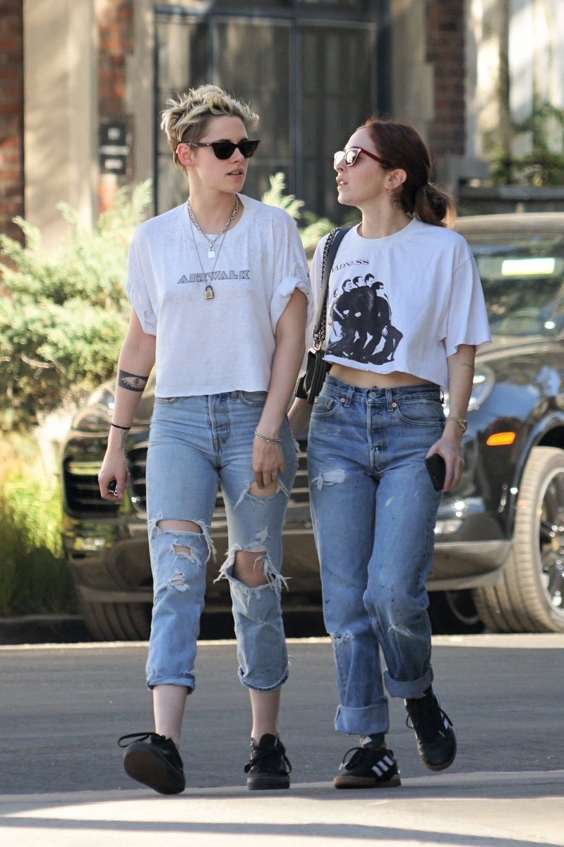 Just Girls ⟢ tweet media