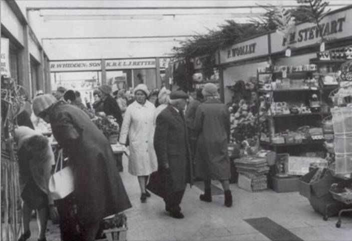 MillbrookLife's tweet image. Did you do your Christmas shopping at Exeter's Indoor Market? #Nostalgia #Exeter #Christmas #Inspired101 #RetirementPlanning #LaterLiving