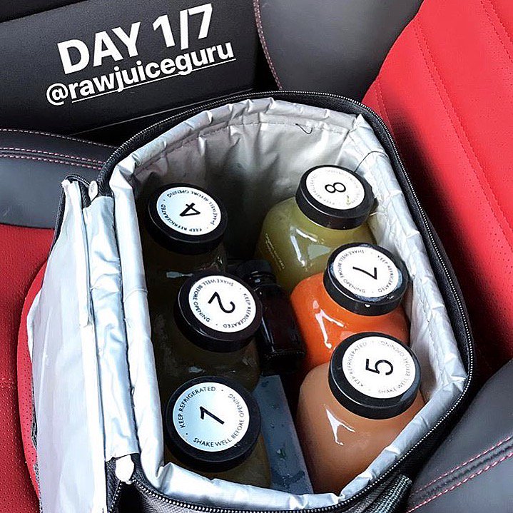 RawJuiceGuru's tweet photo. Delivered daily, made daily, always organic, always fresh and tailored to your health and lifestyle. With 900 different kinds of raw juices to choose from, the #juicefeasting #cleanse if formulated just for you. https://t.co/IJ8LTppsT5 #toronto #mississauga #oakville #detox https://t.co/9fymYCUyYk
