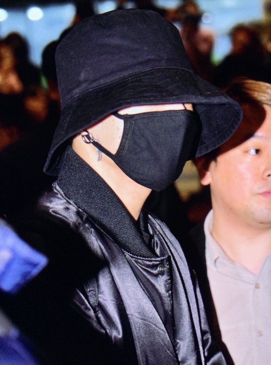 bts wearing bucket hat