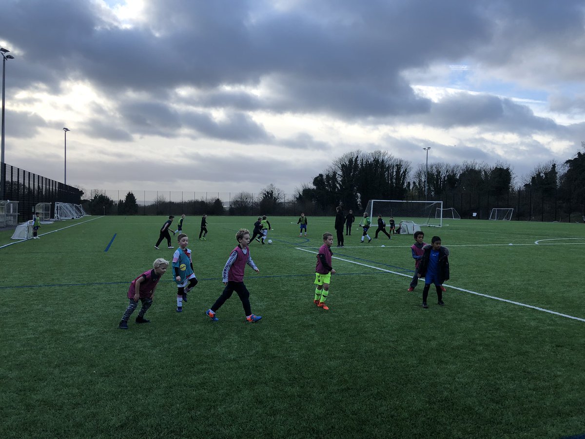 dartfordfccom's tweet photo. Today’s 1 day holiday football course is underway ⚽️🎁 https://t.co/euB0fBsOCt