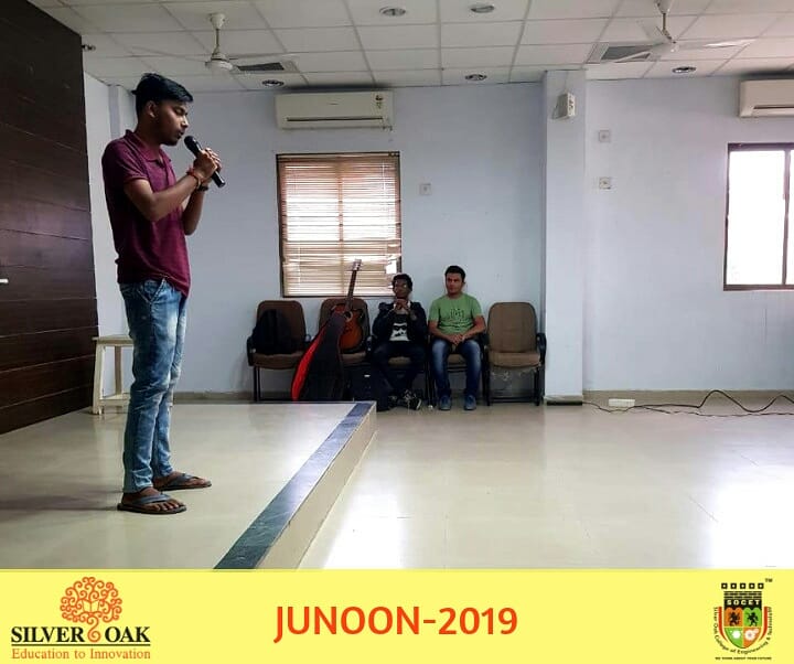 SilverOakUni's tweet photo. #JUNOON_2019
Junoon 2019 Auditions are going on.
#Junoon
#Anchoring
#Singing
#SilverOak
#SOCET
#ASOIT
#SOGI
#Ahmedabad
#Gujarat https://t.co/dLysIMGCMD