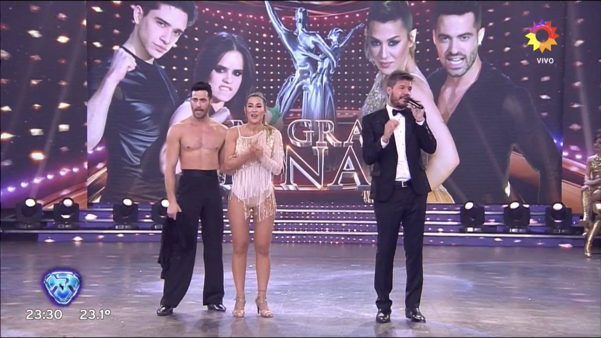 showmuch's tweet photo. #RATINGS PICOS DE 20.9 PUNTOS DE RATING EN LA GRAN FINAL DE #SHOWMATCH #BAILANDO2018 LIDERANDO POR LEJOS LA NOCHE DE LA TV ARGENTINA https://t.co/V2rY0MfYwf