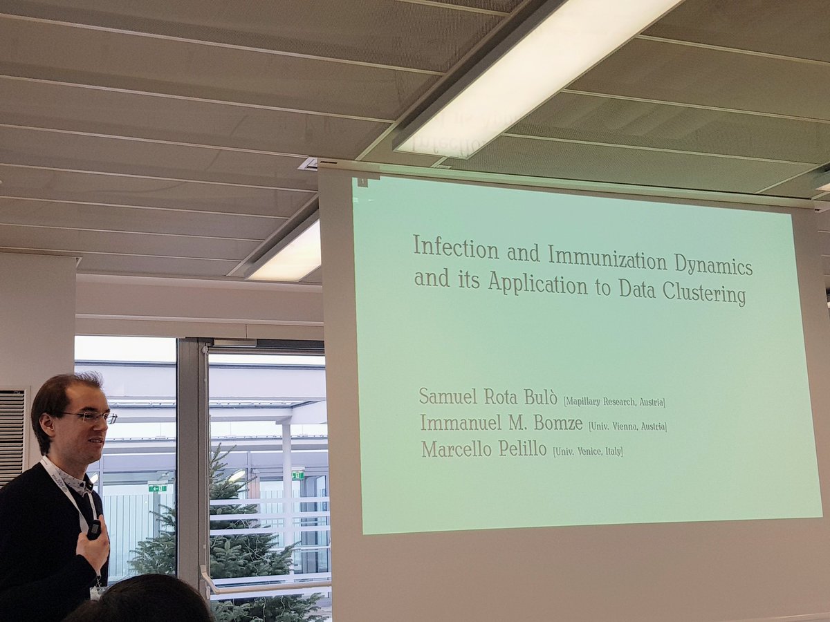 ILjubic's tweet image. Samuel Rota Bulo kicks off the second day of #OGDA2018 with solving a #dataclustering problem using #gametheory #orms