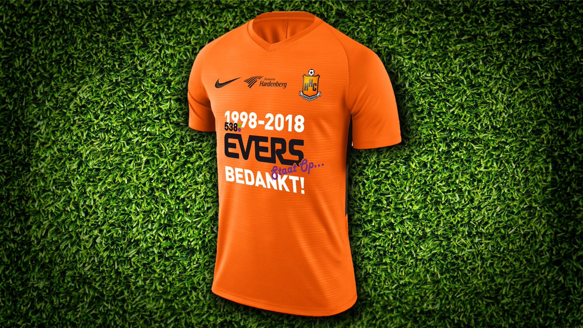 Bijzonder eerbetoon van HHC Hardenberg aan Edwin @EversStaatOp. De veiling is geopend: hhc-hardenberg.nl/1/101/bijzonde… #HHCHardenberg #EversStaatOp #DeFinale <a href="/538/">538</a>