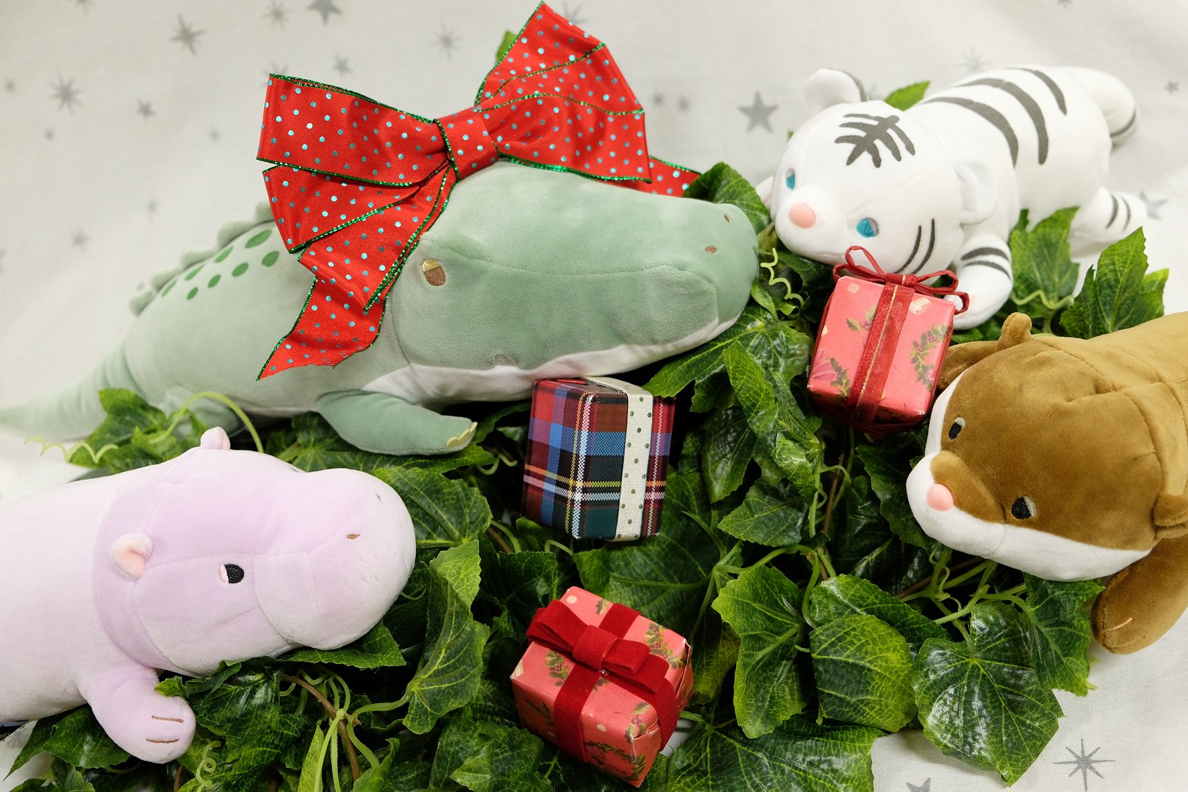 Nifrel ニフレル 公式 Nifrel Nifrel 触り心地がとっても気持ちいぃ オネムクッション 0 イリエワニ ホワイトタイガー ミニカバ コツメカワウソ の4種類 ニフレル サイズはsとm クリスマスプレゼントにも T Co