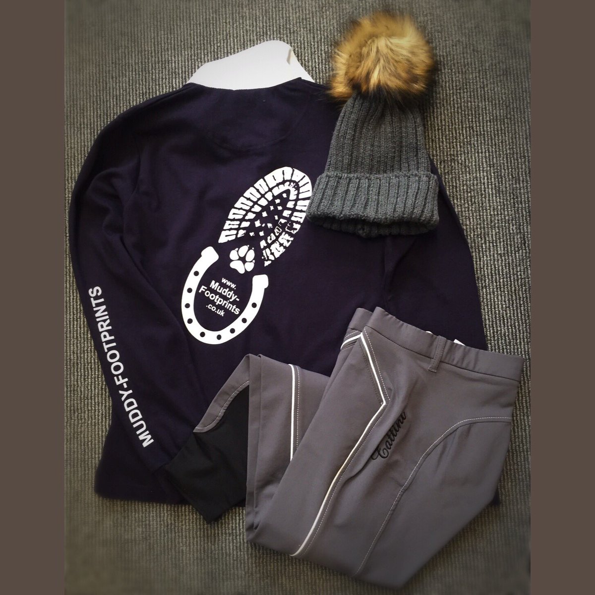 MuddyFtprints's tweet photo. #OOTD This outfit is a must-have for every equestrian this winter! Our exclusive Rugby Shirt will keep you warm while looking stylish, these Tattini Ginestra breeches are super comfortable &amp; a faux fur bobble hat completes the look... Shop in-store or link in bio #equestrian https://t.co/JB9A1o9wSY