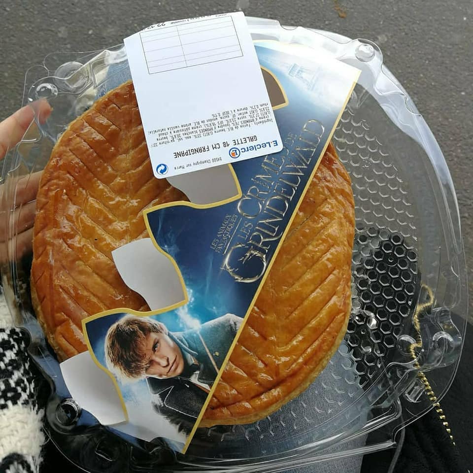 Harry Potter France En Twitter Les Magasins Leclerc Propose Des Galettes Des Rois Avec Des Feves Les Animaux Fantastiques