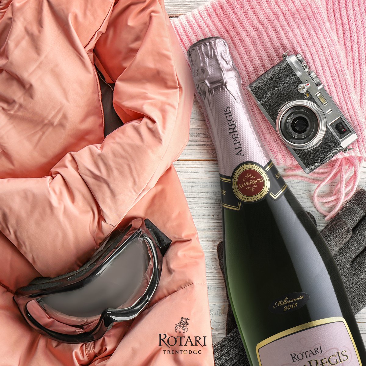 RotariSpumante's tweet photo. Prima sciata dell’anno? Bollicine AlpeRegis Rosé per brindare :) https://t.co/Aditmjc51r