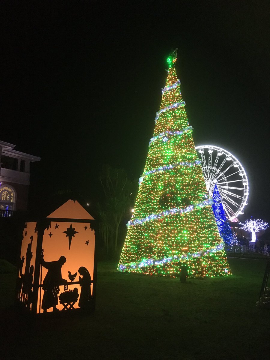 Feeling Christmassy after visit to #christmastreewonderland - in Bournemouth. @be_in_Bmth have such great events to attract shoppers down to the sea and along the seafront To Boscombe.