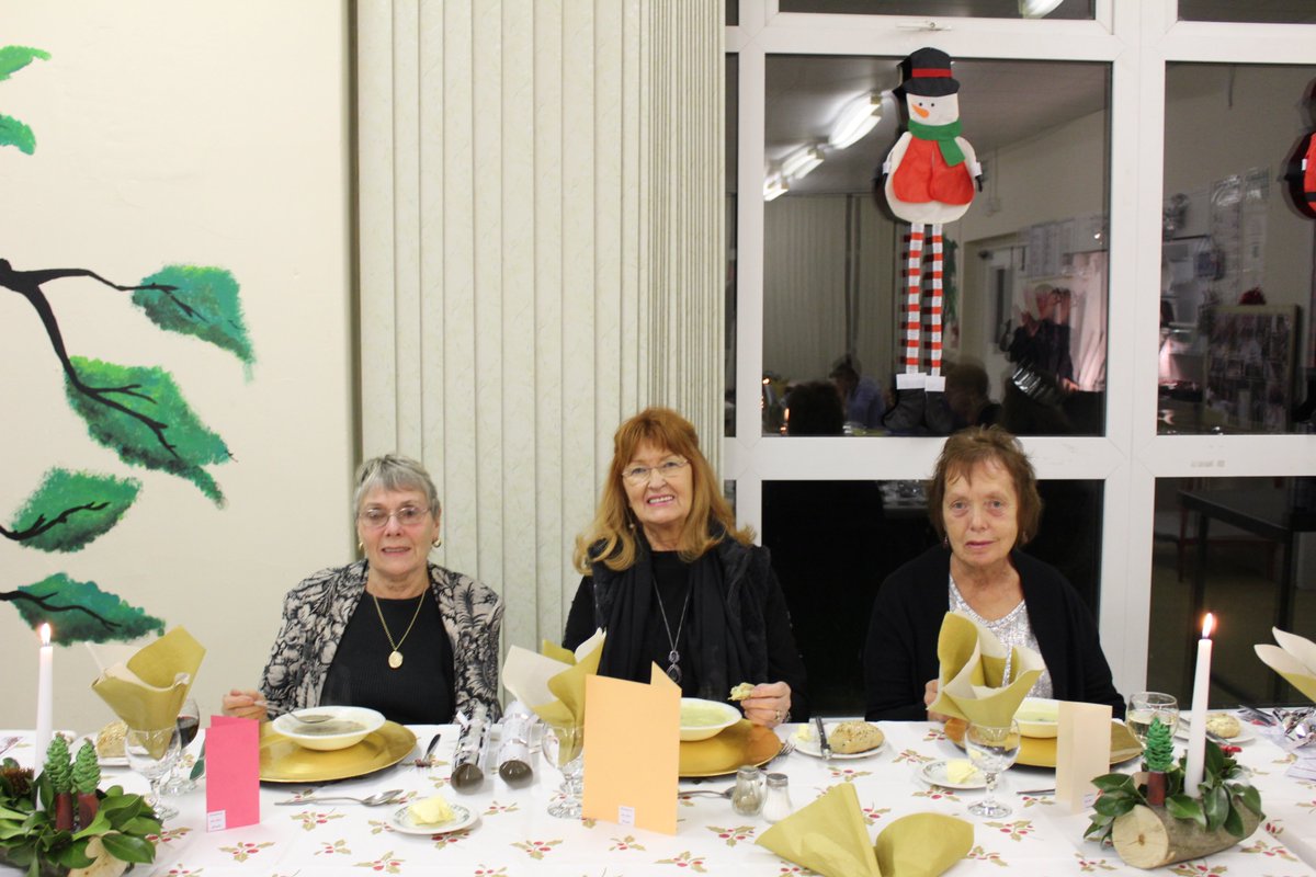 Chaigeley School tweet media