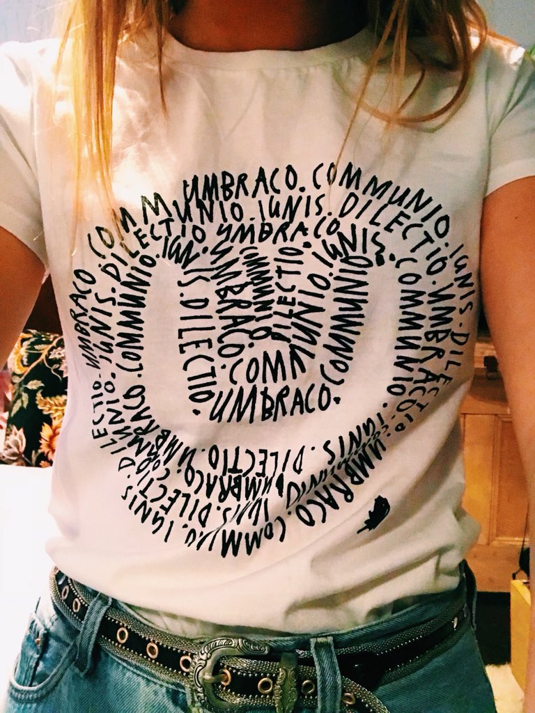 katiearchibald's tweet image. Fitting way to end a great year in #Umbraco with an #umbracoTee Day, awesome Tee courtesy of @drobar. Thanks to everyone that’s made 2018 so good! #h5yr