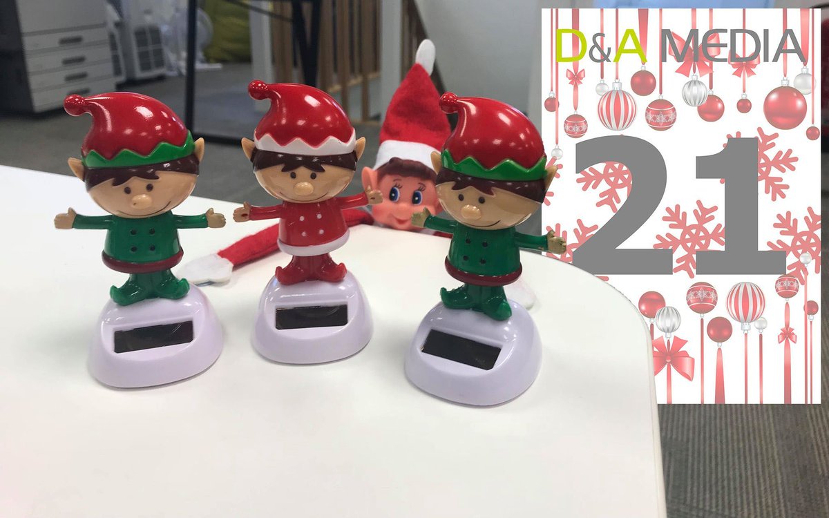DAMEDIATWEET's tweet photo. Naughty Elf has been causing more trouble in the office today and has been trying to hide by disguising himself behind the other office elves. Luckily we are able to tell him apart from the others!
#NaughtyElf #elfontheshelf #December21 #elfhiding #christmastime https://t.co/fmkgdsvpno