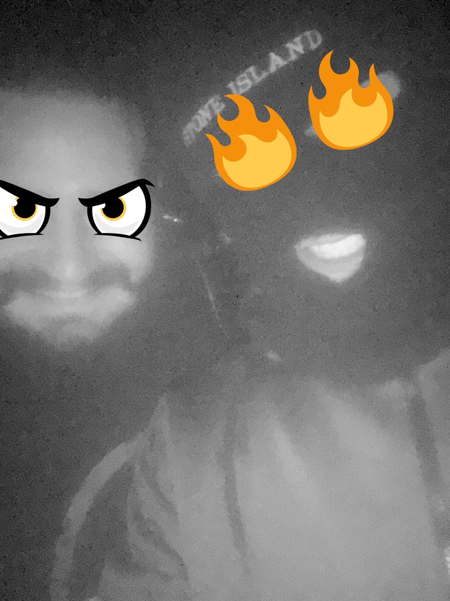 ElijahMacc's tweet photo. #DiverseMinds #MentalHealthAwareness | Me &amp; A close friend of mine🙌🏻 | Different people, Different problems but a mutual respect all it takes to spark true friendship. #Brotherhood #QualityOverQuantity  #CreativeMinds | @ Me #Selfies #Stories #SocialsAreForSocialising | 📲🔞 https://t.co/ibejgHe6eB
