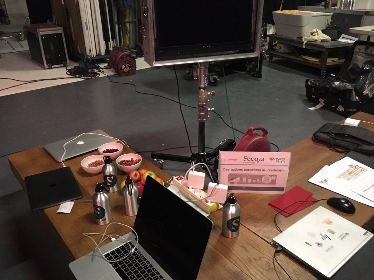 Merci à tous nos partenaires qui nous ont permis de faire du tournage Garnier-Bio pour <a href="/PublicisConseil/">Publicis Conseil</a> <a href="/Prodigious/">,,,</a>  @GarnierFR un modèle d'éco-responsabilité!
 <a href="/LemonTri/">Lemon Tri</a> <a href="/loveyourwaste/">Love your waste</a> <a href="/GreenMinders/">GreenMinded ♻</a> @Batribox_fr <a href="/Ecoprod_france/">Ecoprod</a> <a href="/LittleGrandS/">LittleGrandStudio</a> @Enercoop_SCIC
A l'année prochaine