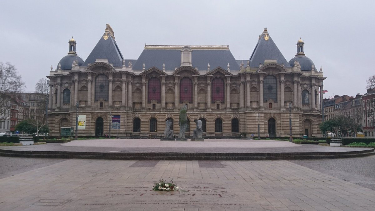 CultureAndAdv's tweet photo. Les travaux 🚧 de réfection de la façade du Palais des Beaux-arts de #Lille sont enfin terminés @PBALille Quel plaisir de redécouvrir sa façade !
#patrimoine #museumaddict #cultureandadventure https://t.co/f7jKzH5lSy