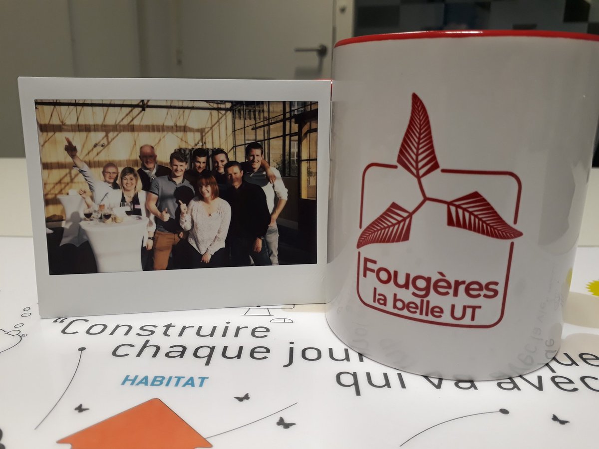 CCM_VDCouesnon's tweet photo. JPE de l'UT de Fougères au top ! 👌.
Convivialité et Co-construction au rendez-vous. En route pour 2019 ! Fier de nos couleurs 🎅🎄🏰⛵#labelleut #CMB_DD_35 #utfougeres #jpe #jaimearkea #JoyeuxNoel #rse #mixite #arthurhubert #WeAreArkea #cmarkea https://t.co/9vRjCaxdkz