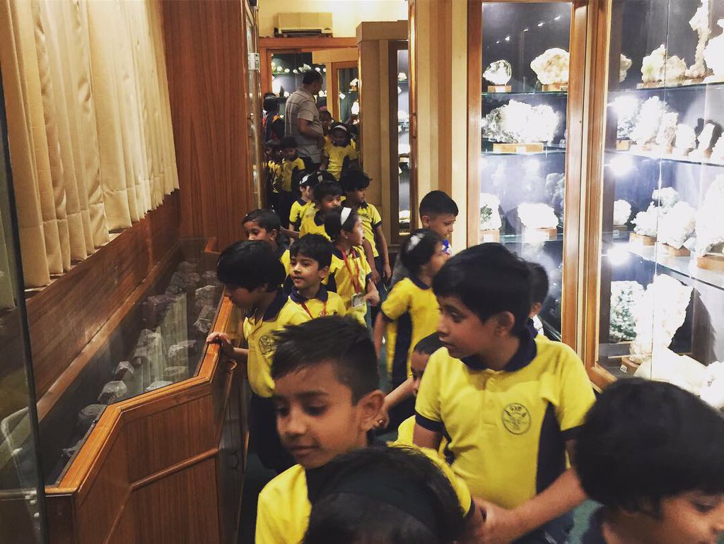 Gargoti's tweet photo. Todayβs students visit from Sinnar.
#gargotimuseum #superbminerals #nashik #sinnar #pune #mumbai #mustvisit #seetobelieve #museum #museuminindia #museuminmaharashtra #museumofgeology #indianminerals #schooltrip #nashiktourism #maharashtratourism https://t.co/BIUtYHkS53