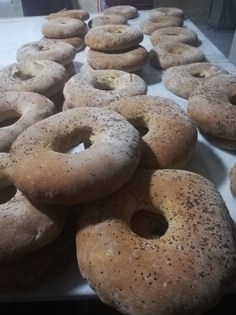 Ferhat98463601's tweet image. Ekşi maya ekmeyi