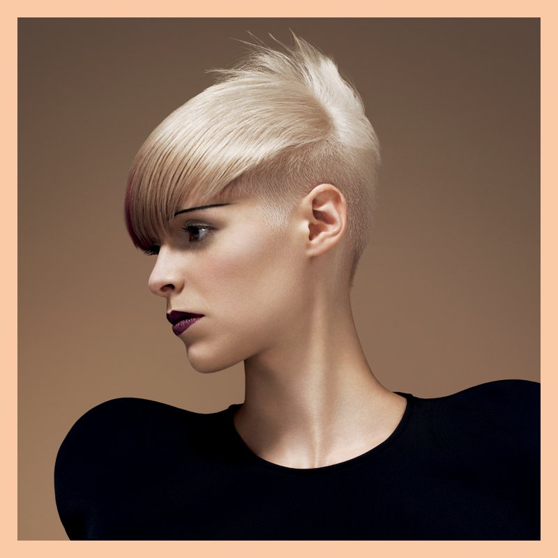 SassoonAcademy's tweet image. THROWBACK | ACADEMY COLLECTION: DADA DOLLS | 2010
#sassoonacademy #dadadolls #2010 #throwback #nude #charcoal #tailored