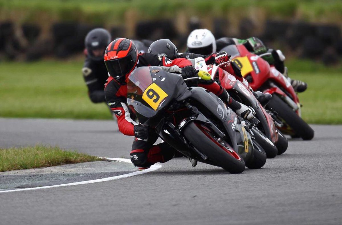 arracing19's tweet photo. *REPOST* Absolutely love this picture! Alan at @PembreyCircuit on the SV650 back in 2016. Going on to win the Mini-Twins later on that year.🏆 https://t.co/y41mtSggj3