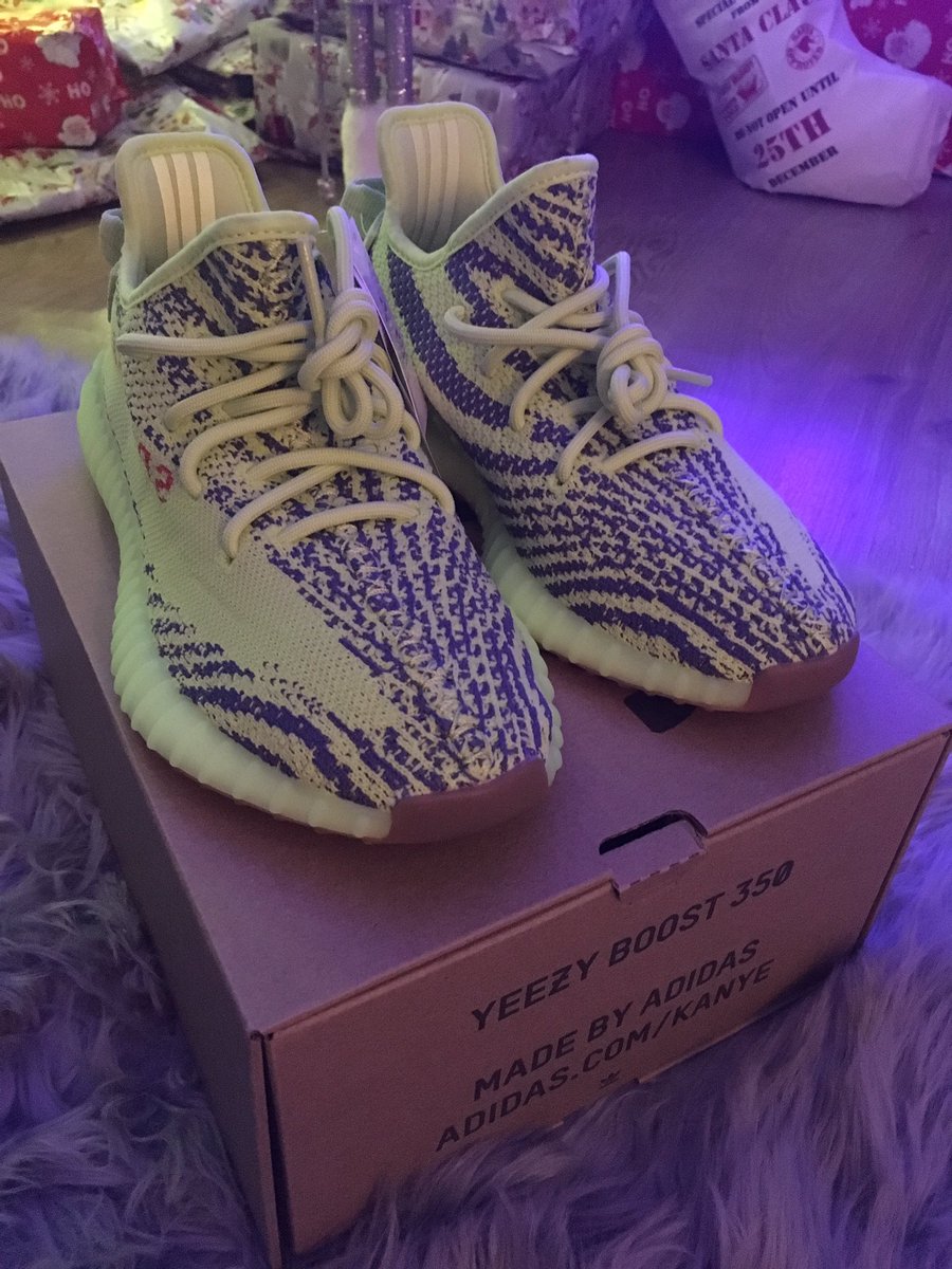 Stephymaximus's tweet photo. Another pair ππ #FrozenYellow #Adidas #YeezyBoost #Addicted https://t.co/3G5shpBdDj
