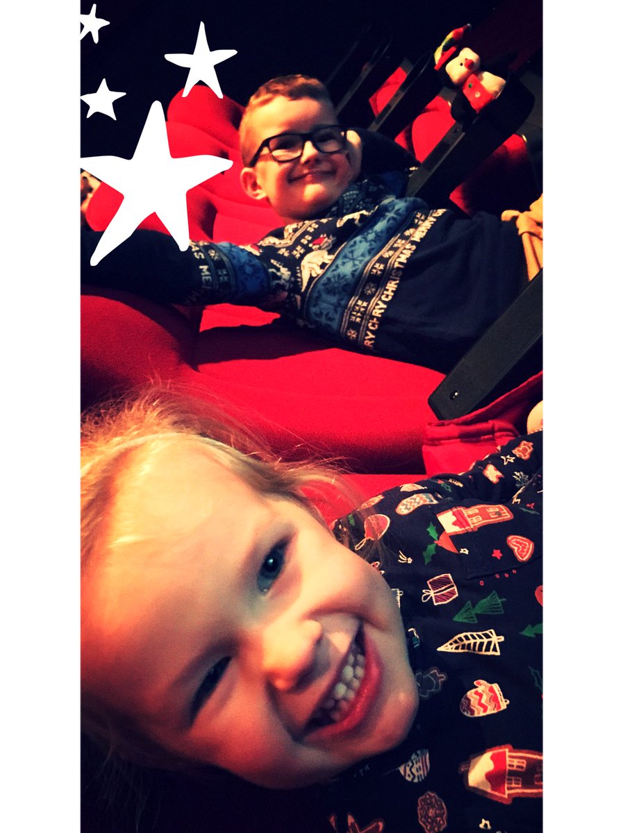 Sparkysav29's tweet photo. @cineworld for small foot with the gang! 🎬 https://t.co/iO5C71kMEJ