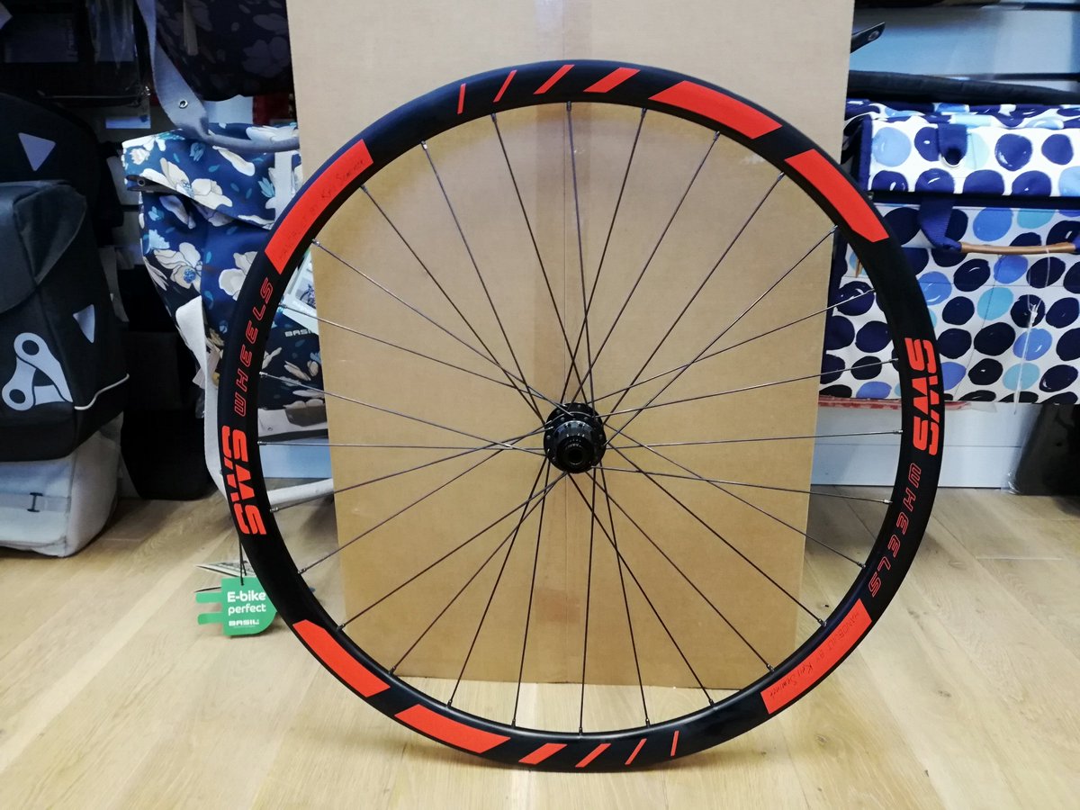decoureur1's tweet photo. first load of SWS wheels arrived @decoureur1 @sws https://t.co/mVS2mO611W